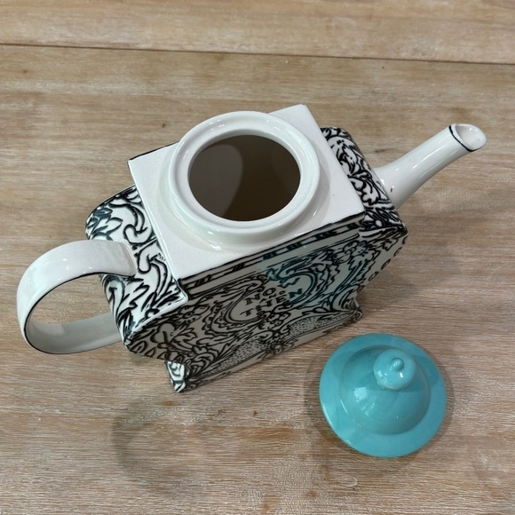 NWOT Anthropologie Sketched Story Tea Pot, Rare Out of Stock - Picture 5 of 10